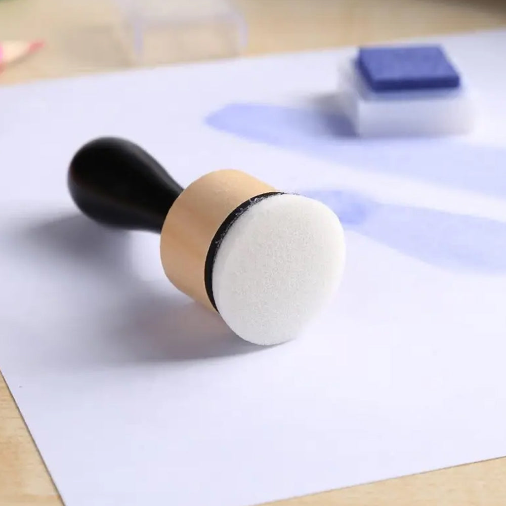 Montie's Craft Supplies - Blending Foam Tool + 3 Flat Foam