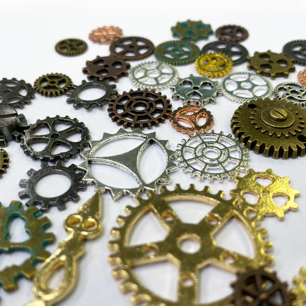Montie's Craft Supplies - Cogs + Gears Mixed Pack