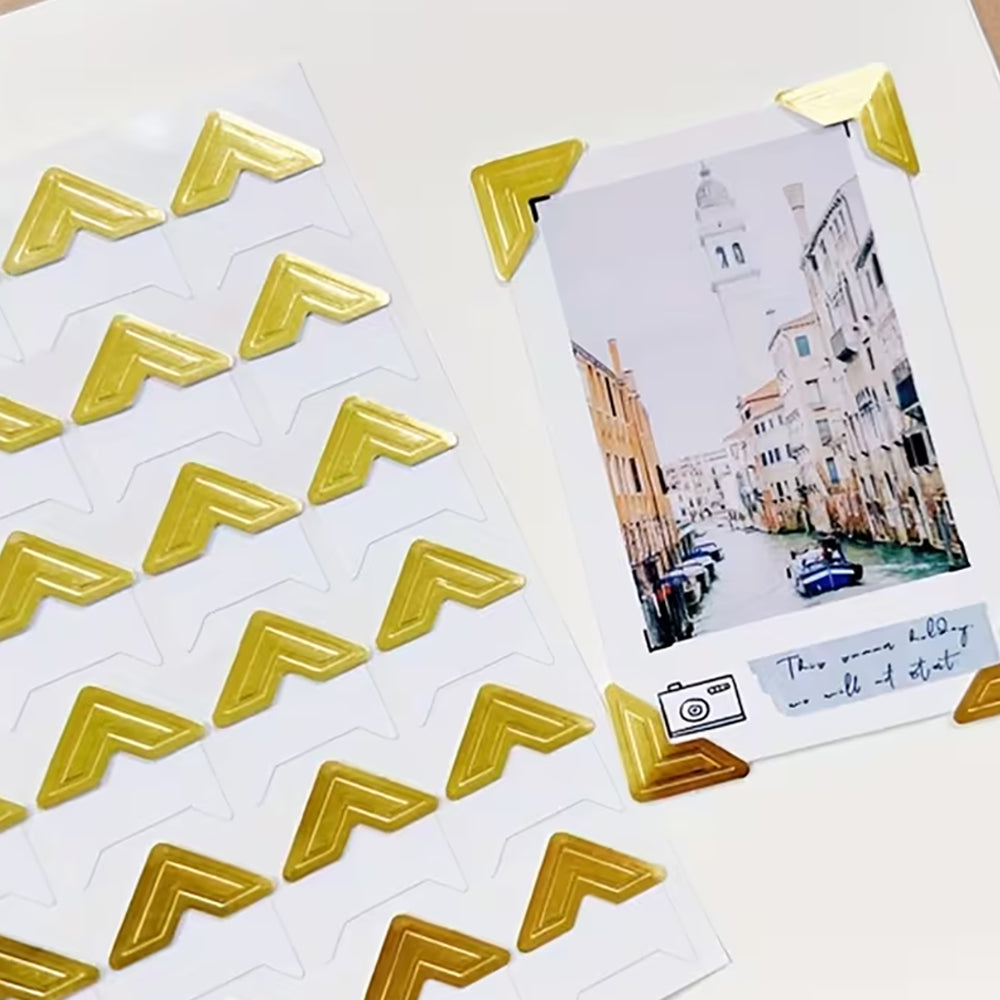 Montie's Craft Supplies Photo Corners - Shiny Gold